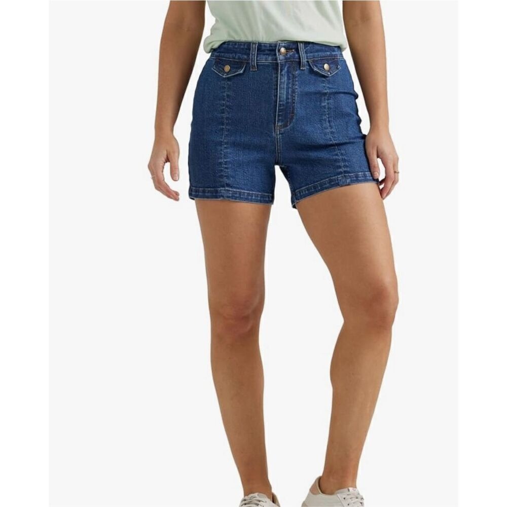 Lee Women's Legendary Seamed Denim Short. 4" Inseam. Size 12 Med.